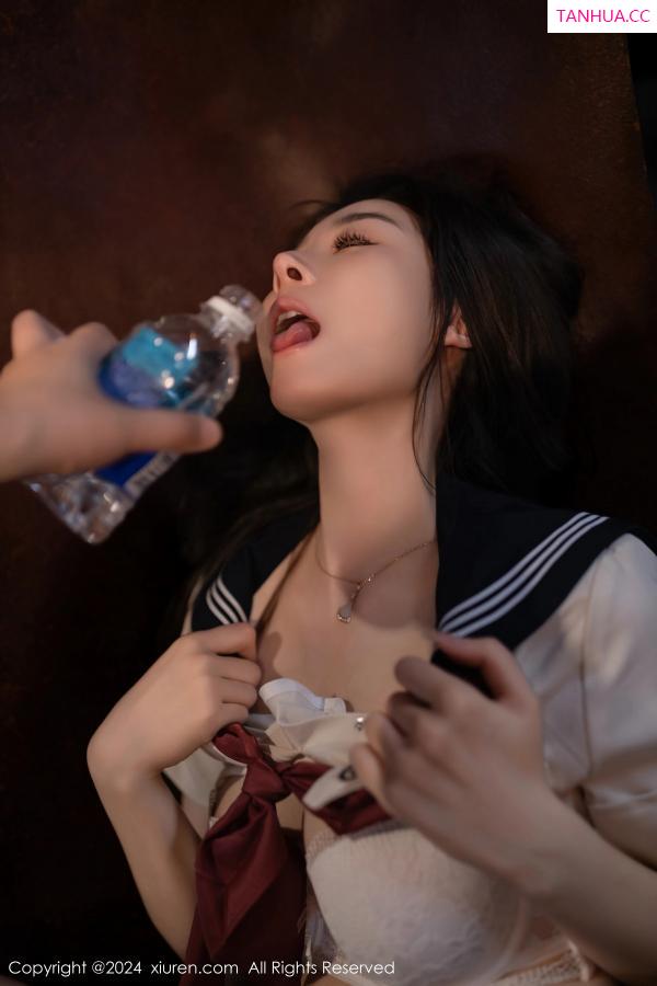 逗逗DouDou  [XiuRen]高清写真图 2024.01.25 No.8020 小逗逗 捆绑主题第32张图片